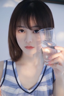 男人愿意亲你私下是真心爱你吗